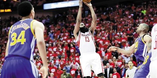 NBA季后赛首轮，爱德华兹绝杀助森林狼晋级